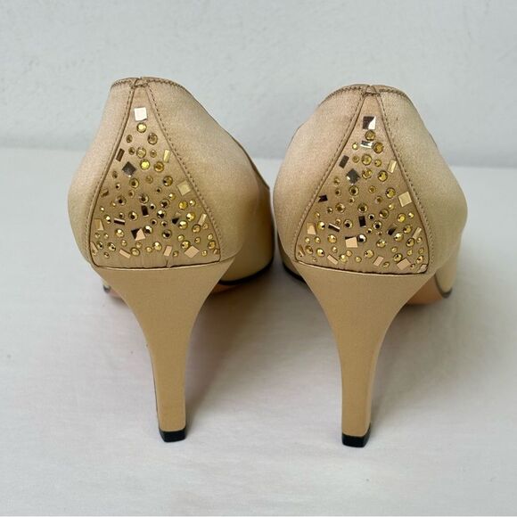 ST. JOHN Modena Marie Satin Rhinestone Heels Pumps Champagne Gold Formal Sz 8 - Picture 9 of 16
